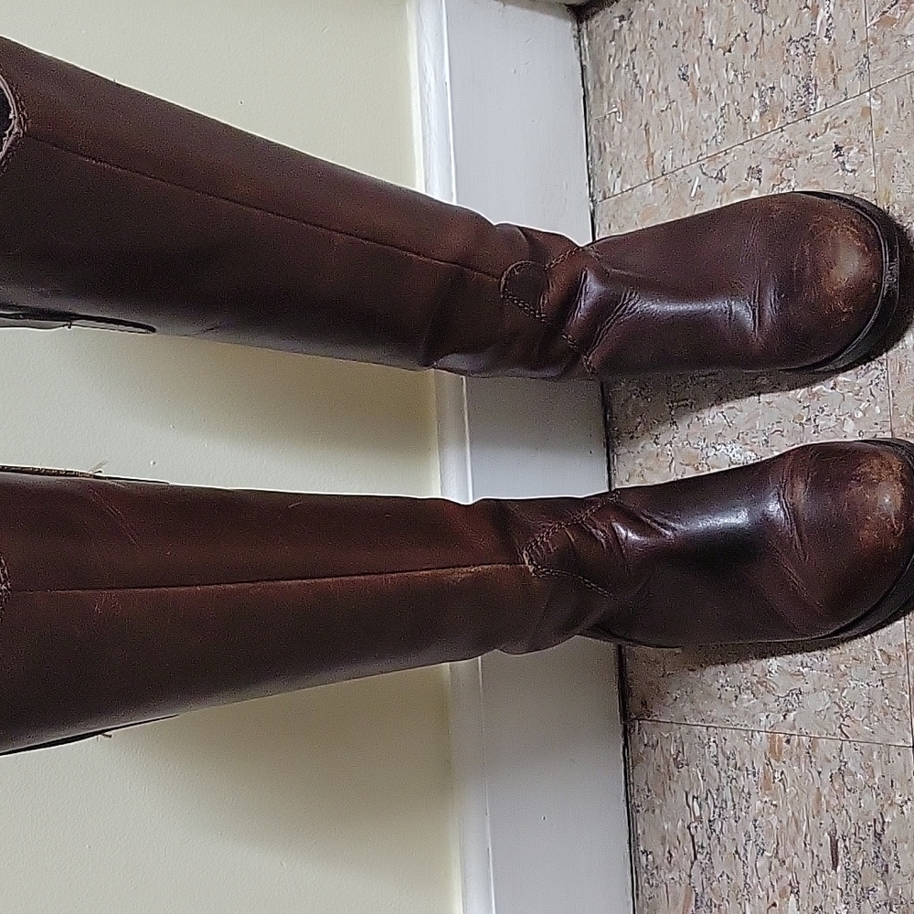 Steve Madden Vintage Genuine leather riding boots. Brown, size 6.5
